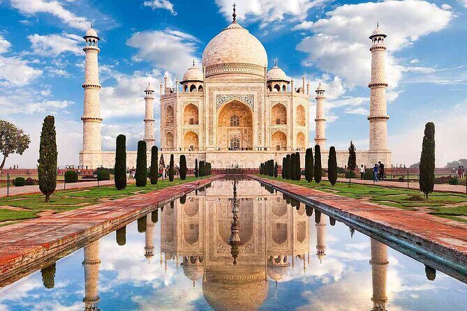Private Sunrise Taj Mahal Tour from Delhi by Car - All inclusive - The Experience: An In-Depth Look