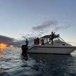 Private Sunset Luxury Cruise of Oahu - Key Points