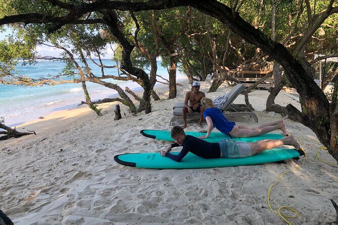 Private Surf Lessons in Selong Belanak Lombok - Who Should Consider This Tour?