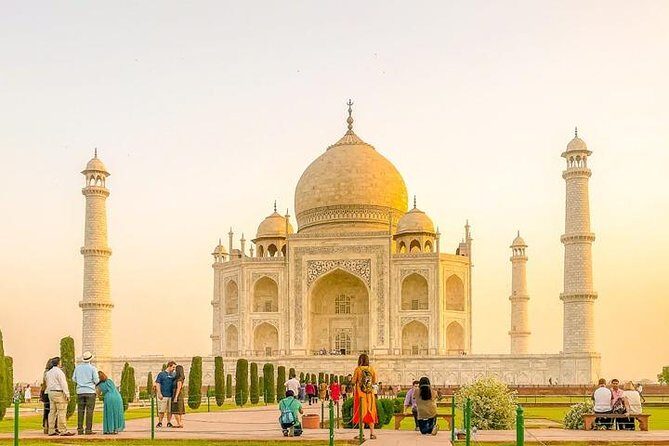 Private Taj Mahal Sunrise Day Tour From Delhi by Ac Car - All Inclusive - The Itinerary: What You Can Expect Step-by-Step