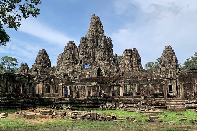 Private Taxi to Angkor Wat Temple with English Speaking Driver - Why This Tour Stands Out