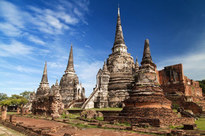 Private tour : A day in a life to visit Ayutthaya with authentic local lunch - Deep Dive into the Experience
