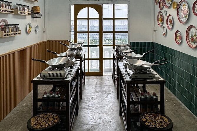 Private Tour: Grand Palace,Wat Phra Kaew, Museum&Cooking Class - The National Museum: A Deep Dive into Thai Culture