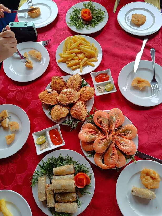 PRIVATE TOUR HALONG BAY ONE DAY with Cave, Kayaking, Sampan - An In-Depth Look at the Halong Bay One-Day Private Tour