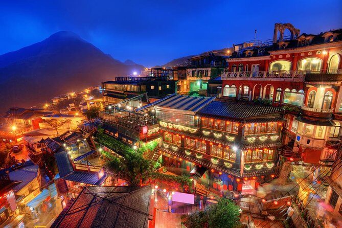 Private Tour: Jiufen Gold Rush Town and Yehliu National Geopark from Taipei - Experience Breakdown: What to Expect on This Private Tour