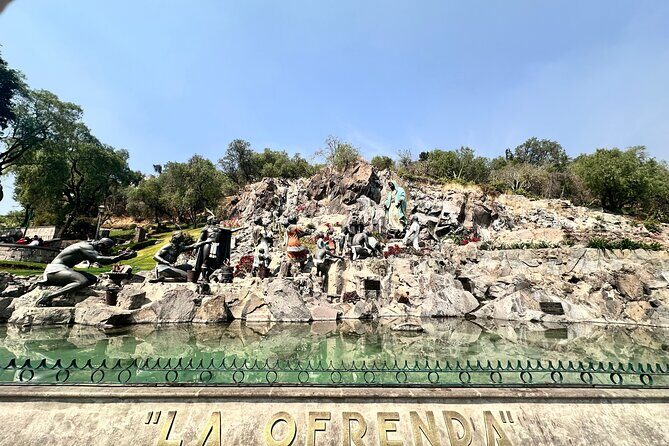 Private tour of the basilica of Guadalupe with Guadalupano museum - Exploring the Basilica of Guadalupe and Guadalupano Museum in Detail