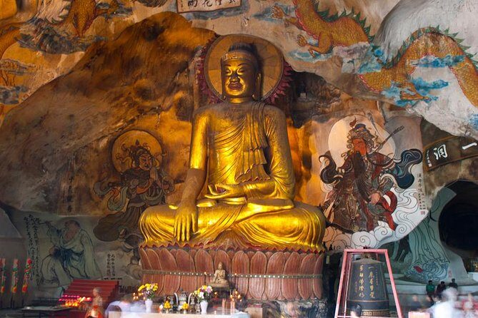 Private Tour : Orang Utan Island & Perak Cave Temple from KL - FAQ