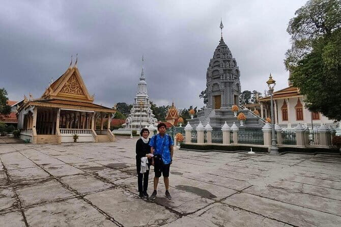 Private Tour: Phnom Penh City Tour with Mekong River Boat Trip - Who Should Consider This Tour?