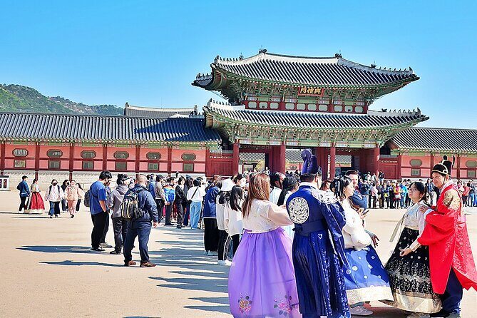 Private Tour : Royal Palace & Traditional Villages wearing Hanbok - The Cost and Its Value