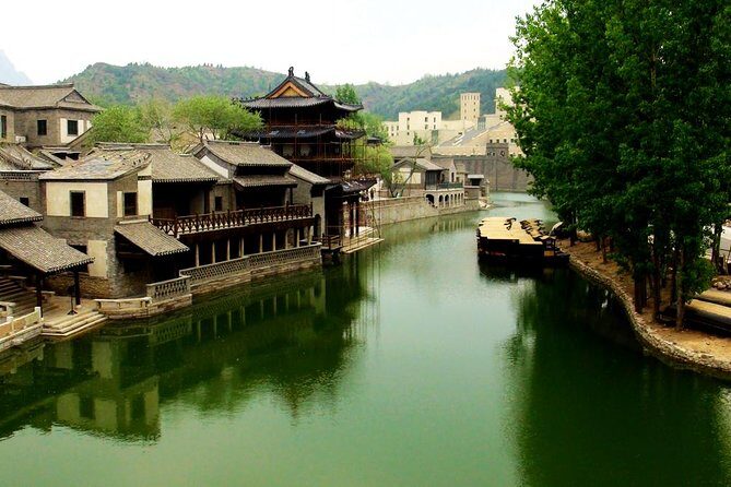 Private Tour to Gubei Water Town and Simatai Great Wall with Cable Car and Lunch - What Makes This Tour Stand Out?