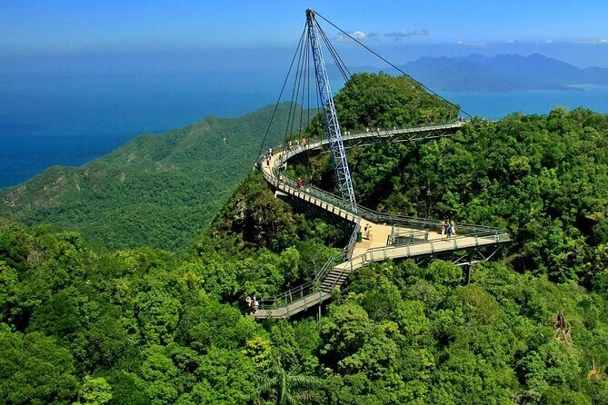 Private Tour to Langkawi Cable Car & Tanjung Rhu Beach - An In-Depth Look at the Tour Experience
