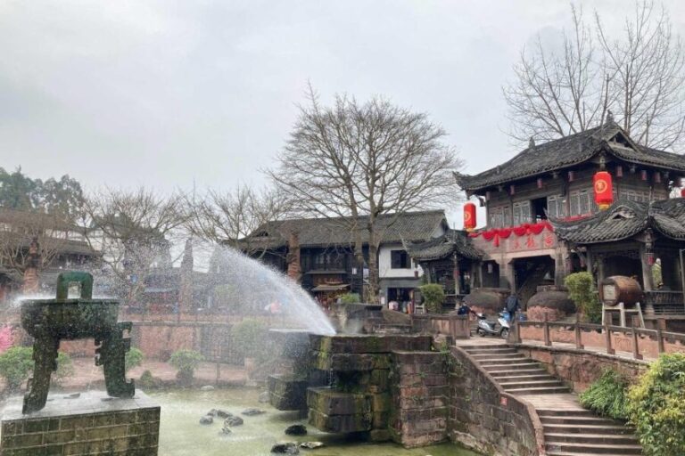 Private Tour to Leshan Giant Buddha & Huanglongxi Old Town - The Full Experience: What to Expect on Your Day