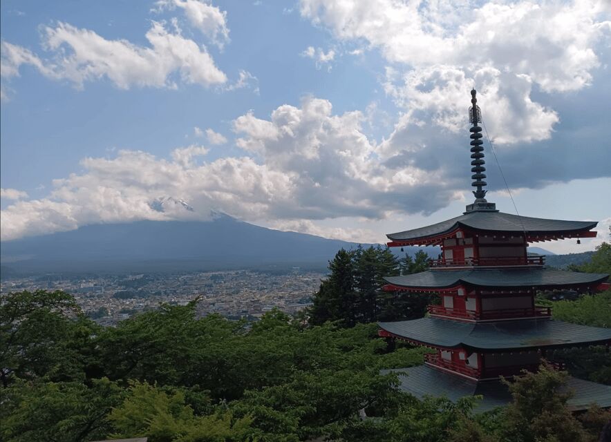Private tour to Mt Fuji, Lake Kawaguchi and Chureito Pagoda - Pricing and Value Analysis