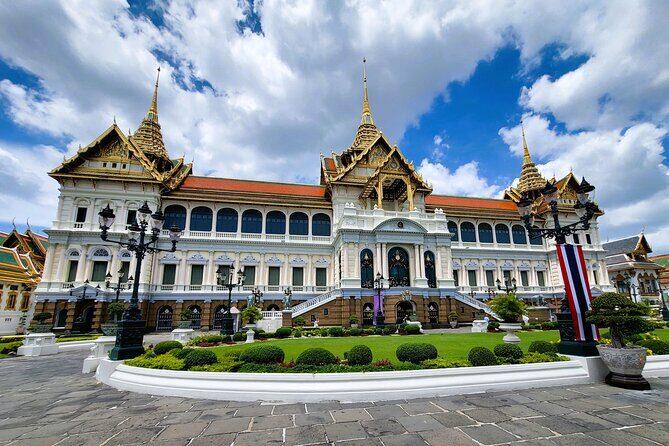 Private Tour to Three must-see Temples in Bangkok - Who Should Consider This Tour