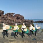 Private Tour Woman Diver Performance & stone park in Jeju Island - Authentic Experiences & Authenticity