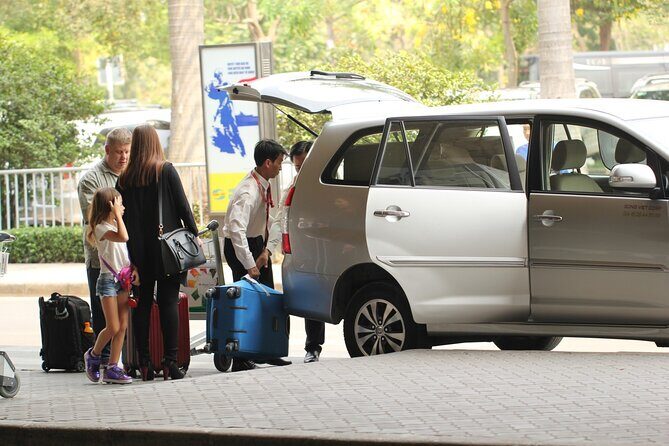 Private Transfer between Hanoi Airport and Hanoi Old Quarter - Who Will Love This?