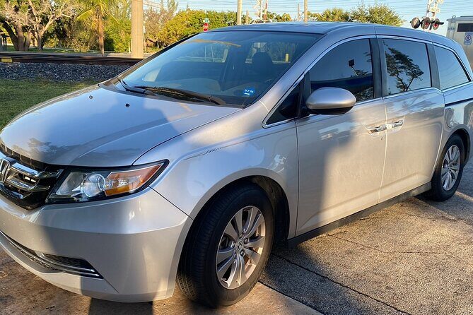 Private Transfer from Manhattan Port to New York Airport (LGA) - An In-Depth Look at the Private Transfer Experience