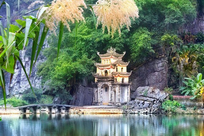 Private Transfer from Tan Son Nhat (SGN) Airport to Ho Chi Minh City - The Sum Up