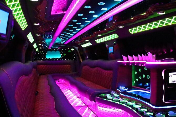 Private Transfer: Las Vegas to LAS Airport by Luxury SUV or Limousine up to 8 p - Practical Details and Tips for Booking