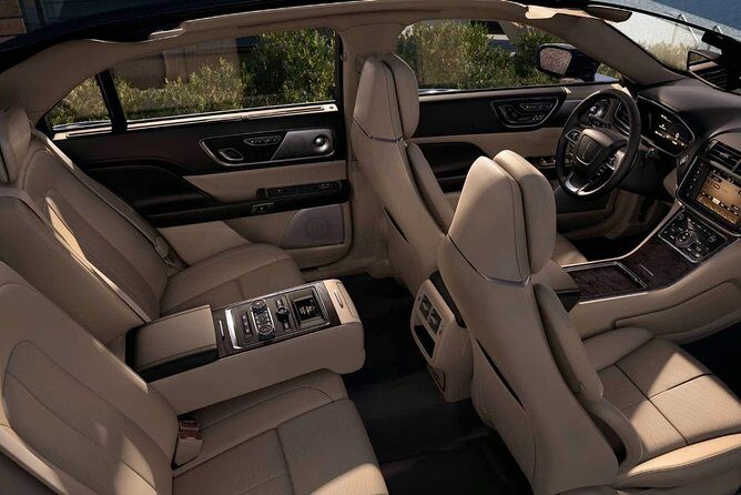 Private Transfer: San Antonio to San Antonio Airport by Sedan, SUV or Minibus - Key Points