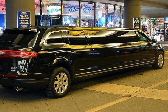 Private Transfer Theme Park Hotels to Orlando Airport by Bus/Limo - Who Should Consider This Service?