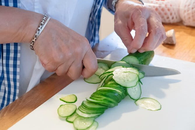 Private Tsukiji Market Visit and Cooking Class in Junko's Home - A Detailed Look at the Experience