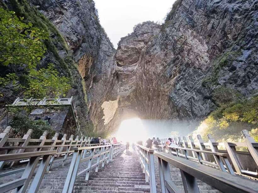 Private VIP Zhangjiajie Tianmen Mountain Day Tour - Who Will Love This Tour?