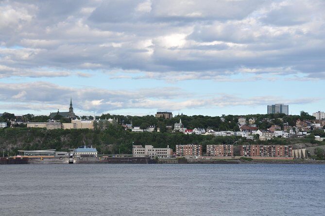 Private walking tour in Lévis by Tours Accolade - The Value of a Private Guided Tour