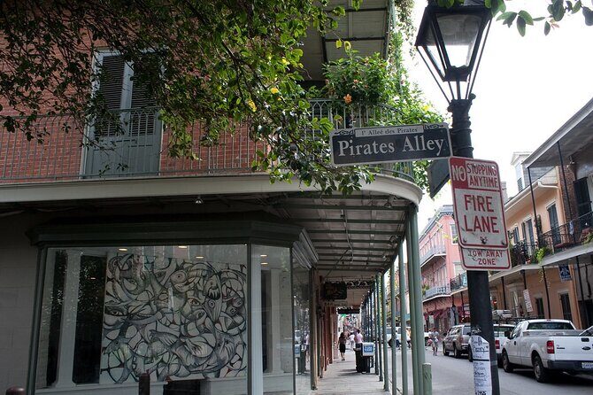Private Walking Tour of New Orleans with Licensed Tour Guide - What Travelers Say