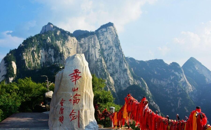 Private Xian Mt. Huashan Adventure Tour: Explore in Your Own - Detailed Itinerary Breakdown