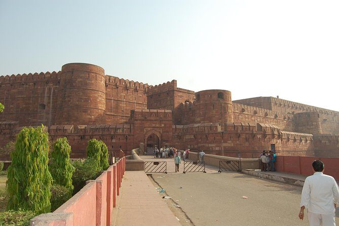 Pune to Taj Mahal and Agra Same Day Tour with Return Flights - The Experience in Context: What Makes It Stand Out?