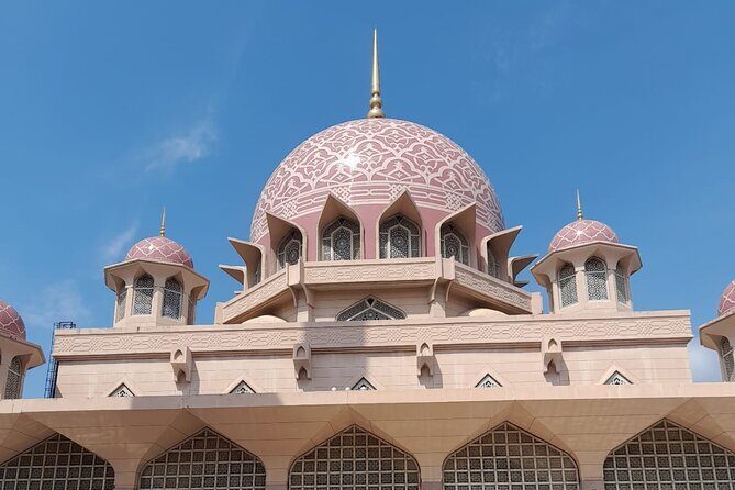 Putrajaya Tour From Kuala Lumpur Includes Batu Caves - Who Will Appreciate This Tour?