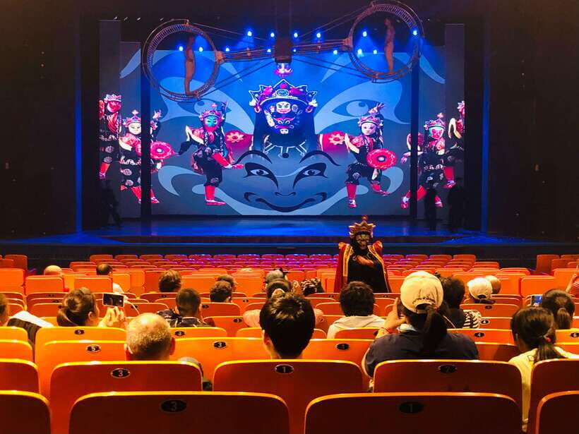 Red Theatre Beijing Acrobatics Show Ticket - Who This Tour Suits Best