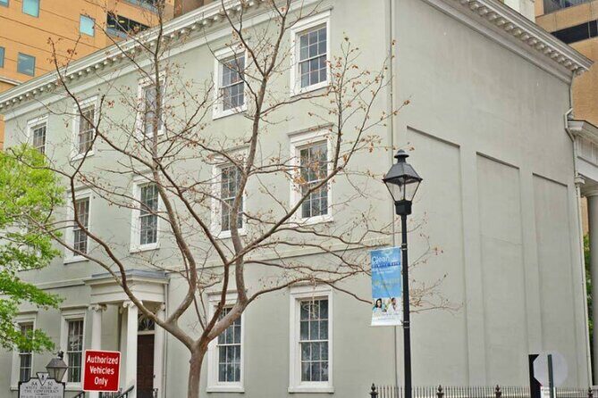 Richmond Downtown Walking Tour - An In-Depth Look at Richmonds Historic Heart