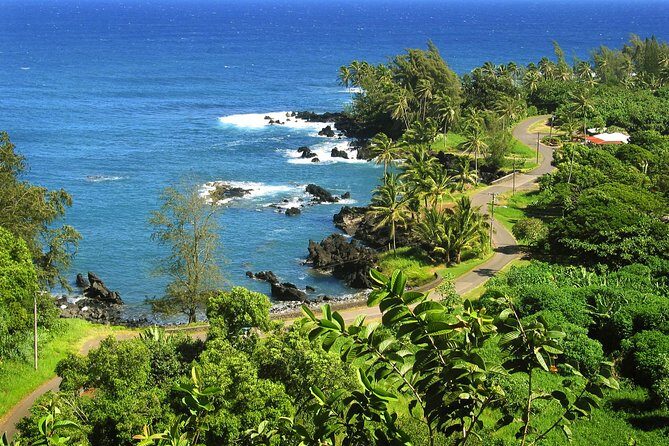Road to Hana Tour with Lunch and Pickup - FAQs