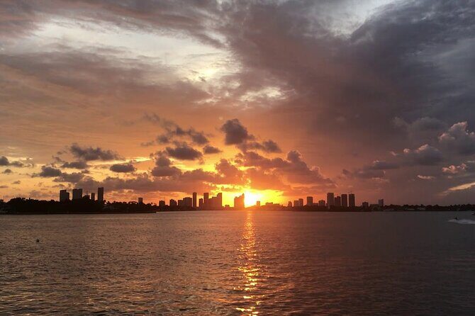 Round Trip Motorcoach Transfer to Key West from Miami - Authentic Experiences and Passenger Perspectives