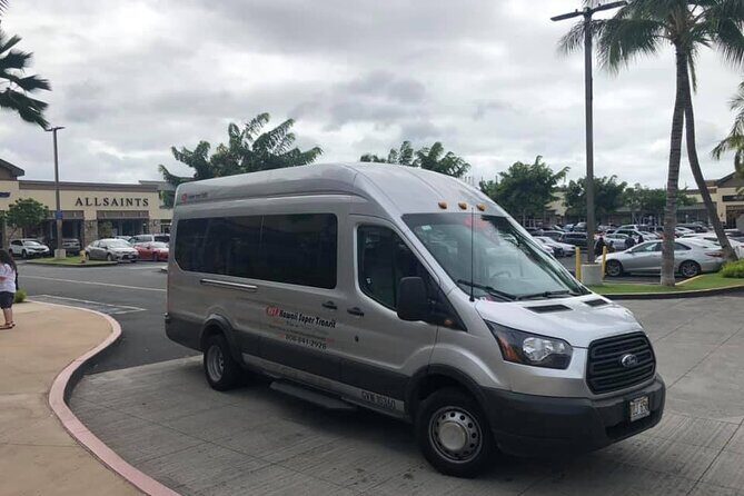 Roundtrip Shuttle from Waikiki Hotels-Waikele Premium Outlets - An In-Depth Look at the Waikele Shuttle Experience
