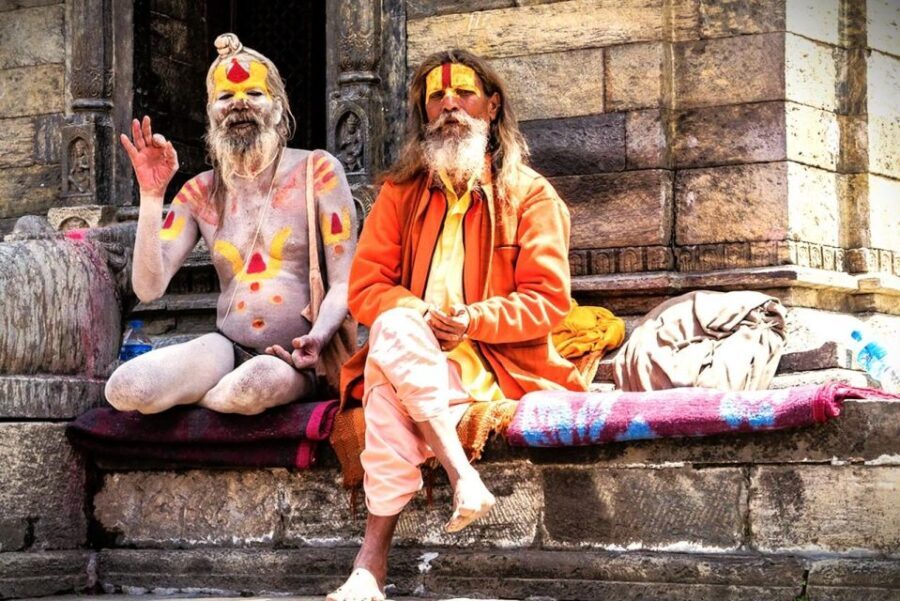 Sacred Pashupatinath: Aarati,Cremation Rites & Boudha Stupa - A Closer Look at the Experience