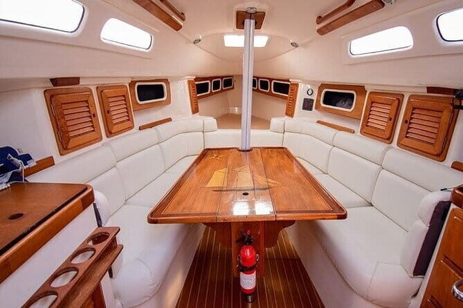 Sailing Experience in Mumbai on Mid Size Yacht - An In-Depth Look at the Mumbai Yacht Cruise