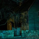 Salem Booze and Brews Haunted Pub Crawl by US Ghost Adventures - A Detailed Look at the Salem Booze and Brews Haunted Pub Crawl