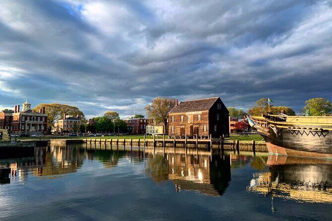 Salem Merchants and Mansions Guided Architecture Walking Tour - The Sum Up