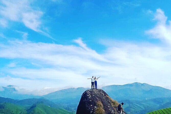 Sandal Wood & Sight Seeing Tour (Munnar Valley Trekking & Tours) - Key Points