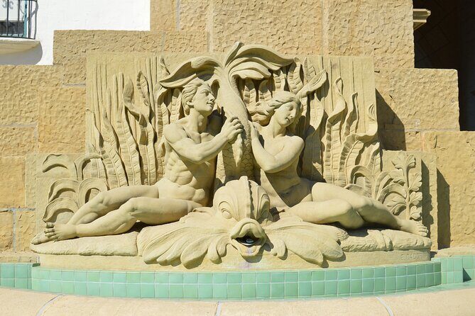 Santa Barbara Scavenger Hunt Walking Tour and Game - Who Should Consider This Tour?