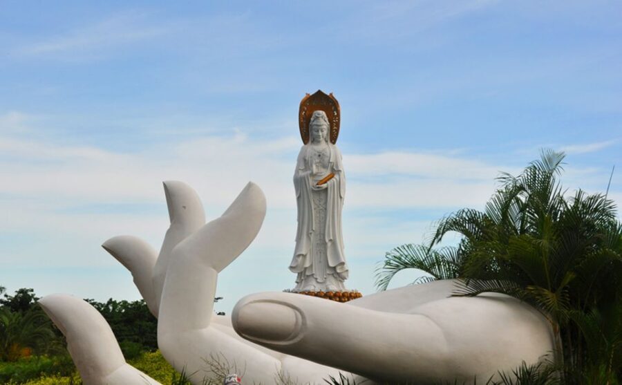 Sanya Private Nanshan Buddhism Culture Park Half-Day Tour - Who Will Benefit Most from This Tour?