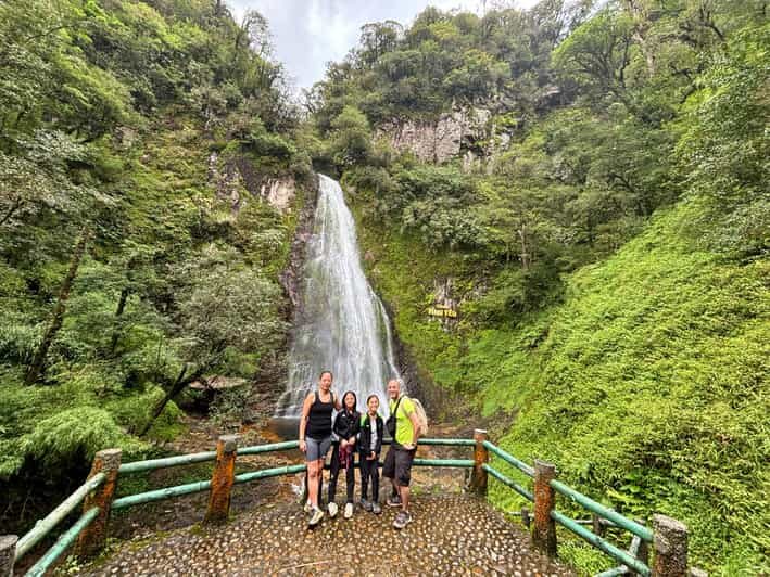 Sapa Trekking - Waterfalls And H'mong Villages - What Sets This Tour Apart?