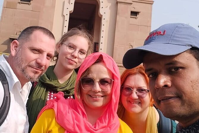 Sarnath Buddhist Temple Tour with Monu - An In-Depth Look at the Sarnath Buddhist Temple Tour