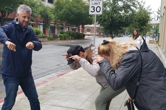 Scavenger Hunt in Green Bay by Wacky Walks - Why Choose This Activity?