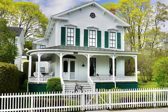 Scenic Mackinac Island: A Self-Guided Cycling Audio Tour - FAQ