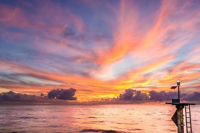 Scenic Sunset Cruise from Historic Johns Pass, Free Beer and Wine - Who Will Enjoy This Tour Most?