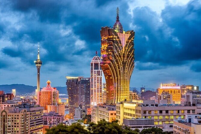 Seat-In-Coach: One-Day Macau City Tour from Hong Kong - The Itinerary Breakdown: What You’ll Actually See and Do